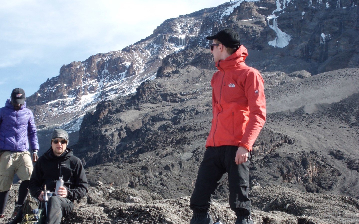 Full Kilimanjaro climbing crew